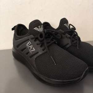 uk4 230~235mm 엠포리오 아르마니 운동화