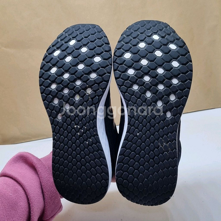 뉴발란스 프레쉬폼 아리쉬 V3 운동화 240--2