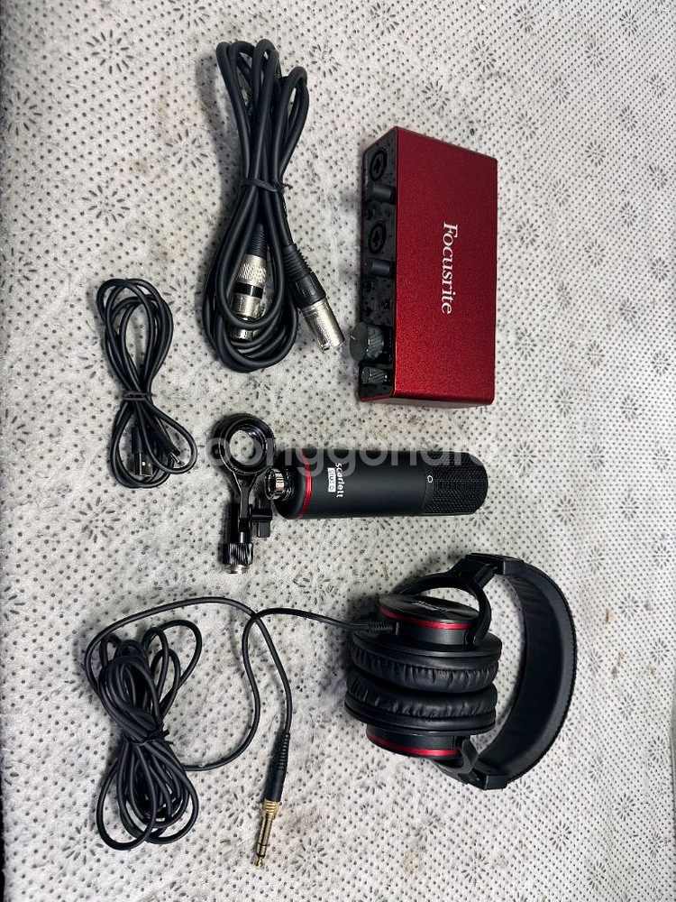 스칼렛 2i2 3세대 스튜디오 패키지 스칼렛2I2 3세--4