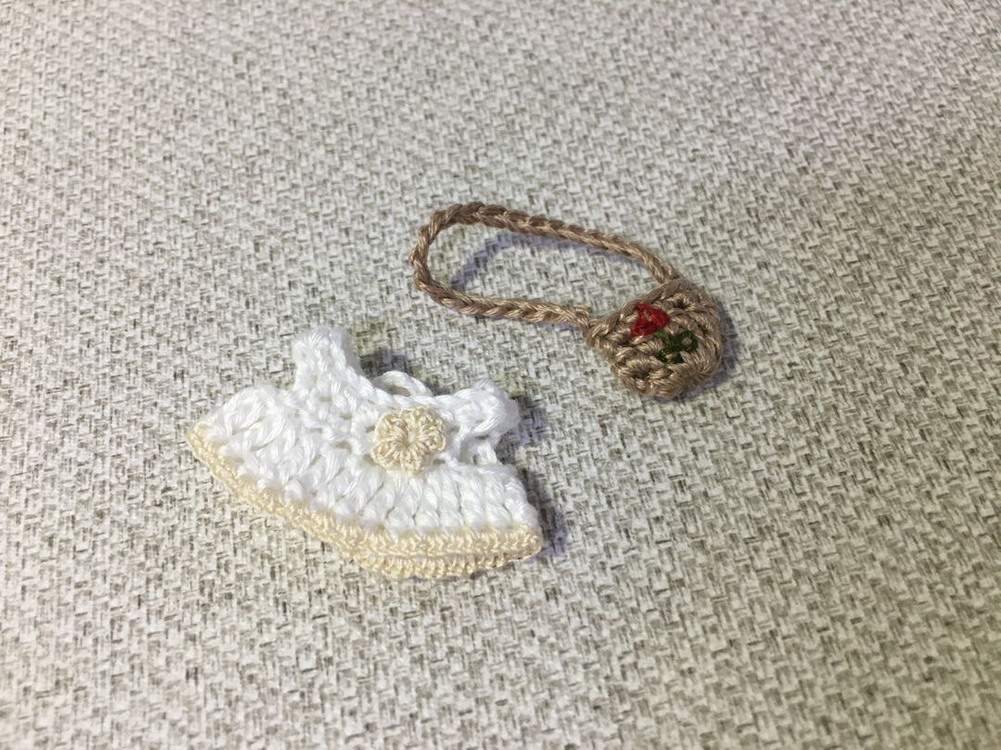 [실바니안 뜨개옷] 아이보리 프릴 원피스 가방 세트 이미지