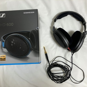 젠하이저 HD600 헤드폰