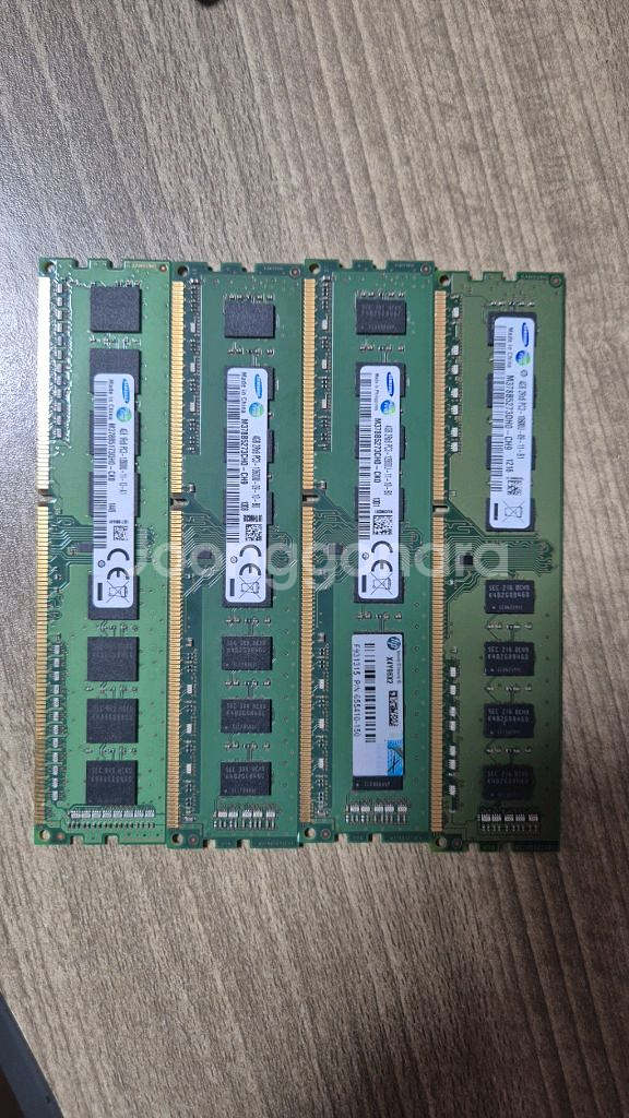 DDR3 4GB 메모리 8개--0