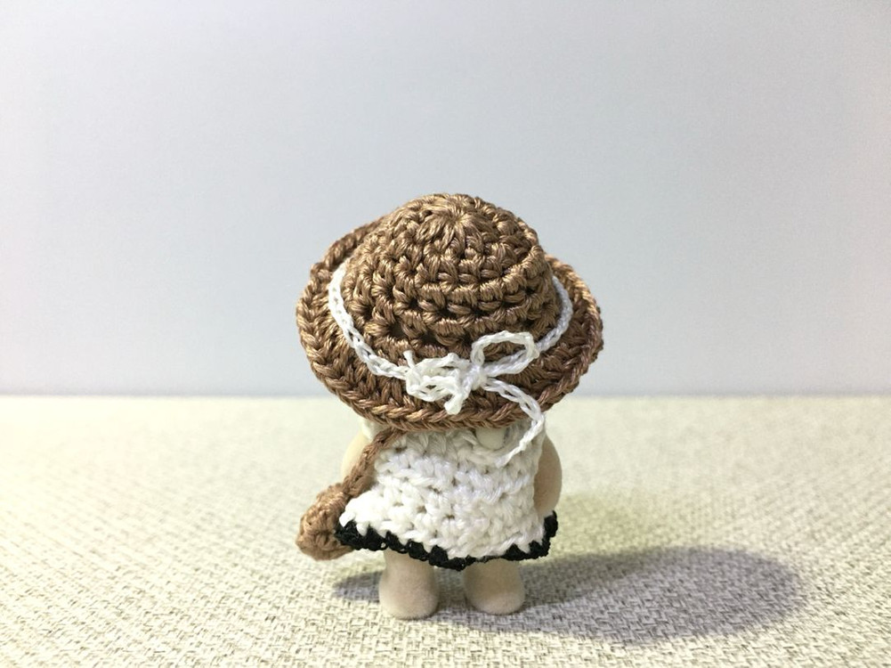 [실바니안 뜨개옷] 화이트 원피스 모자 가방 세트 이미지