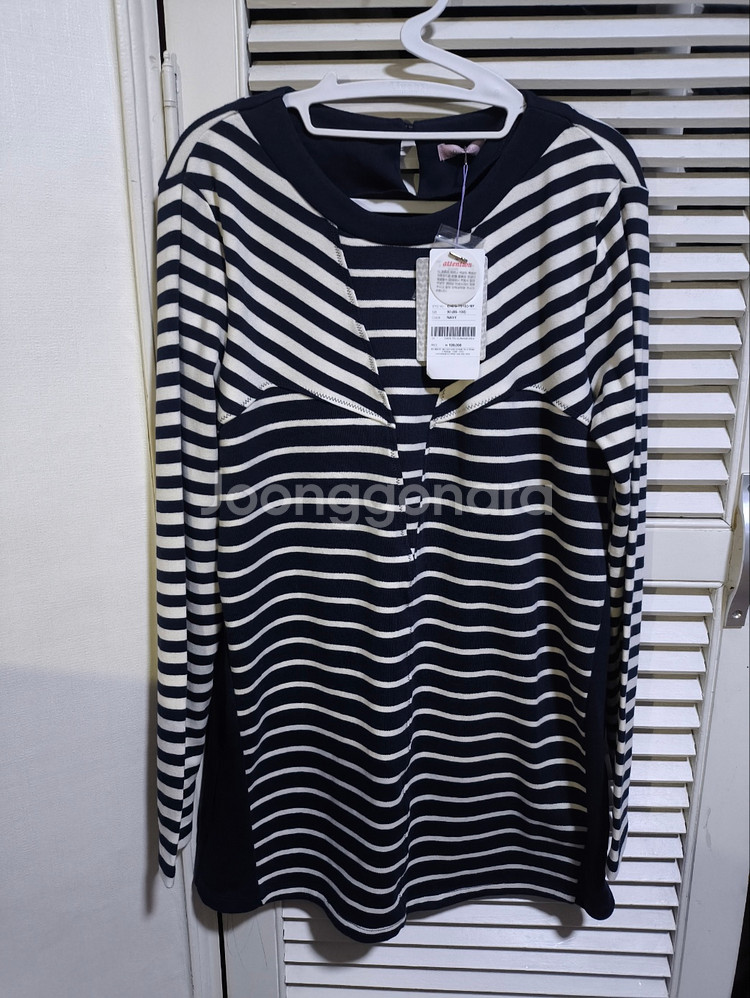 새거 90 올리비아하슬러 티셔츠--0