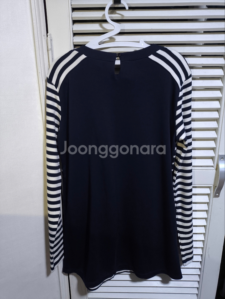 새거 90 올리비아하슬러 티셔츠--3