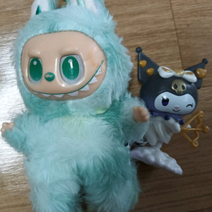 산리오 라부부 각종장난감류외 박스가득다드려요