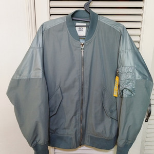 85 쥬시쥬디 오버핏 야상 MA-1 자켓