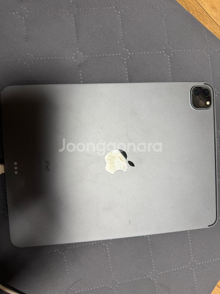 아이패드 프로 5세대 11인치 128기가 팔아요--0