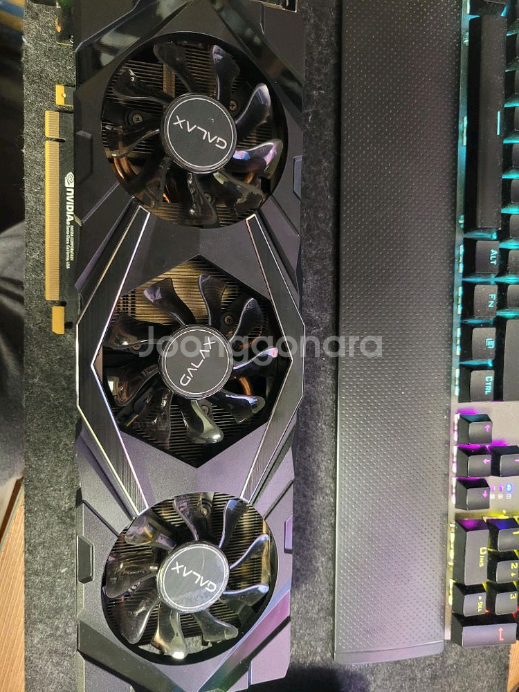 갤럭시 RTX 2080 ti 3팬 그래픽카드--0
