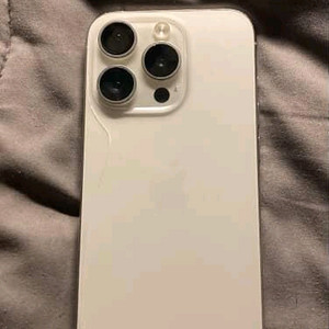 아이폰15 프로 화이트 급처