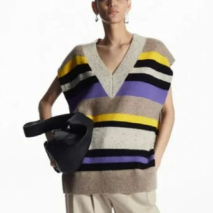 코스 COS 오버핏 배색 니트 베스트 eur M사이즈