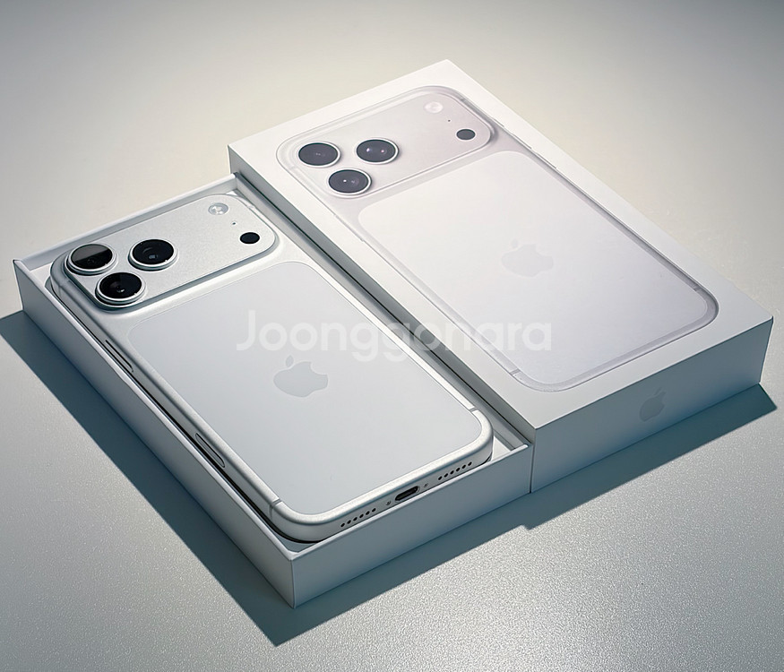 아이폰17프로맥스 512GB 자급제 실버--0