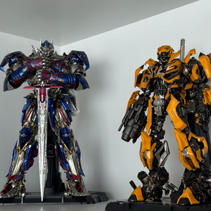 쓰리제로 범블비 : 최후의 기사