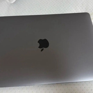 2020 맥북 에어 1테라 16램 S급(m1칩 아님 is