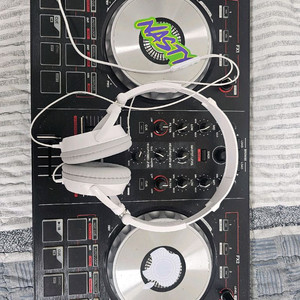 DJ 컨트롤러 + 헤드폰 세트