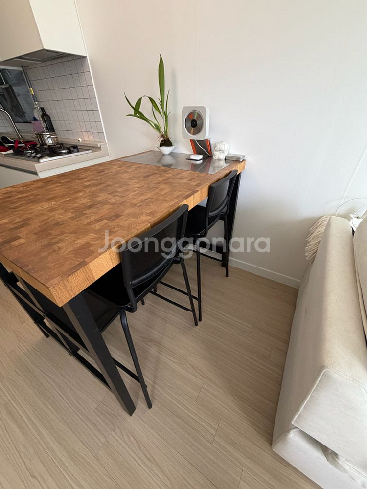 이케아 VADHOLMA 바드홀마 키친 아일랜드 테이블--2