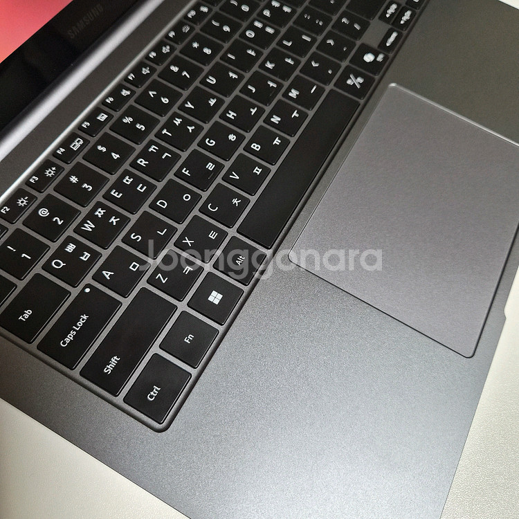 삼성 갤럭시북5 프로 14인치노트북 32램 1.5테라--2