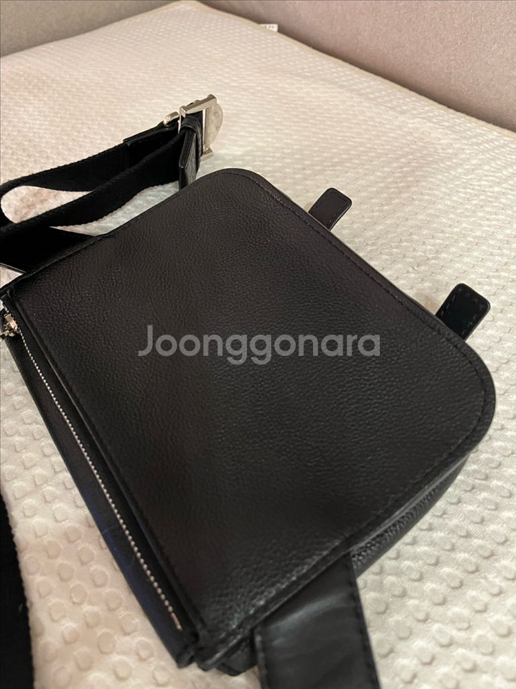 로에베 남성 미니 벨트백--4