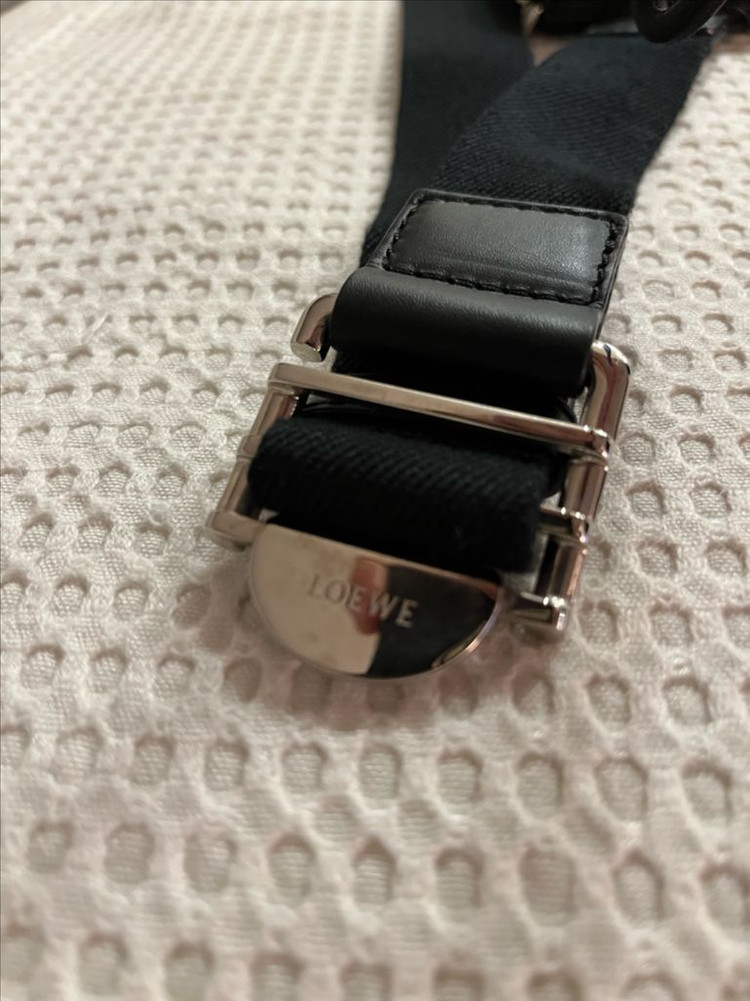 로에베 남성 미니 벨트백--3