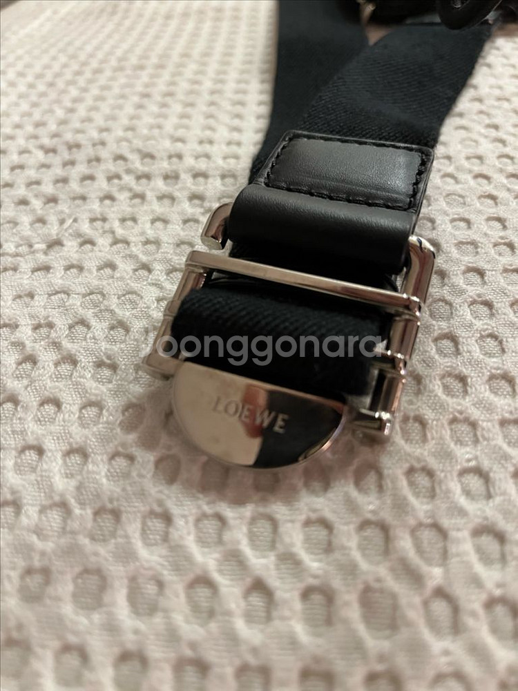 로에베 남성 미니 벨트백--3