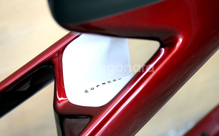 트렉마돈 7세대 에어로 105di2 크림슨레드--5