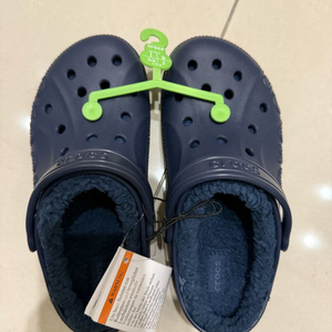 (새상품) 털 크록스 j2