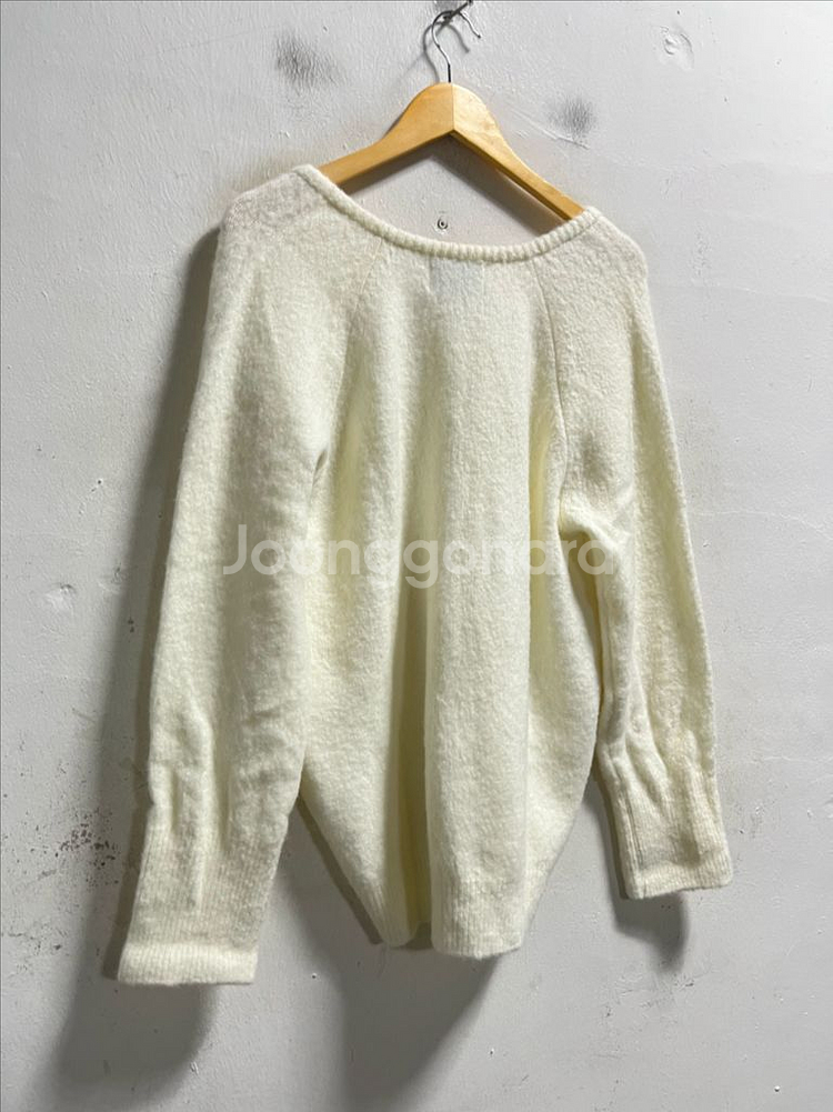 Free 르버터 오버클래식 니트--4