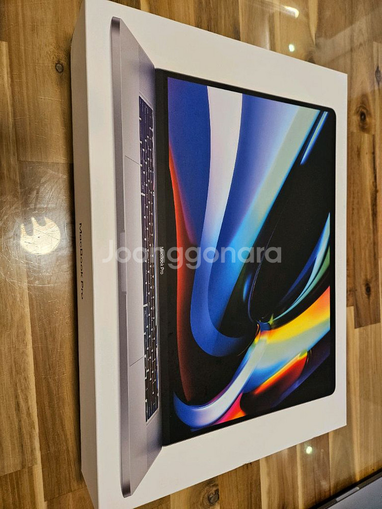 맥북 프로 16인치 풀박스 윈10설치 가능--0