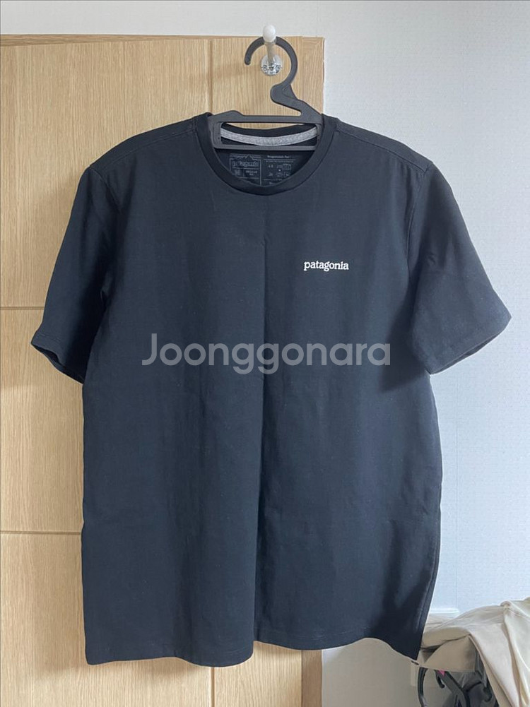 파타고니아 로고 반팔 티셔츠--1