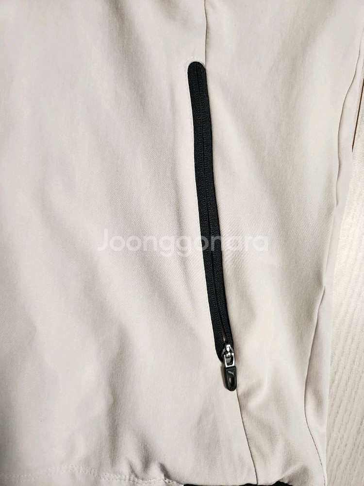 푸마 화이트 후드 집업 바람막이 사이즈xl(새상품급)오--3