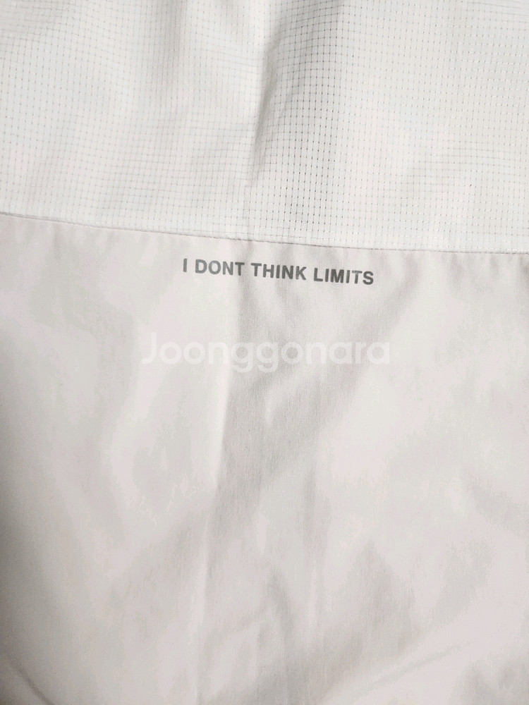 푸마 화이트 후드 집업 바람막이 사이즈xl(새상품급)오--7