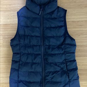 유니클로 키즈 경량 패딩 조끼 150