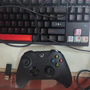 Xbox 무선 컨트롤러