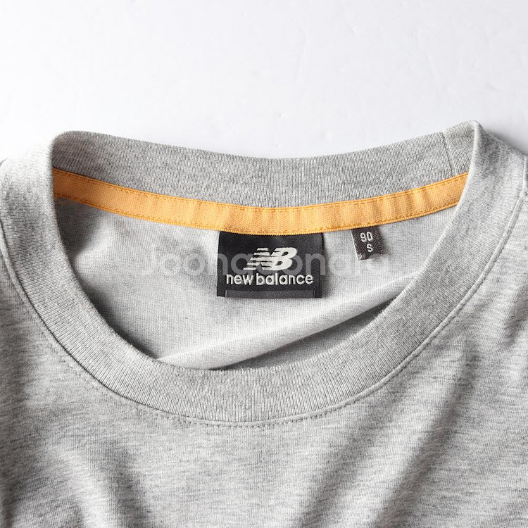 [S]뉴발란스 멜란지그레이 로고 백프린팅 긴팔 티셔츠--4