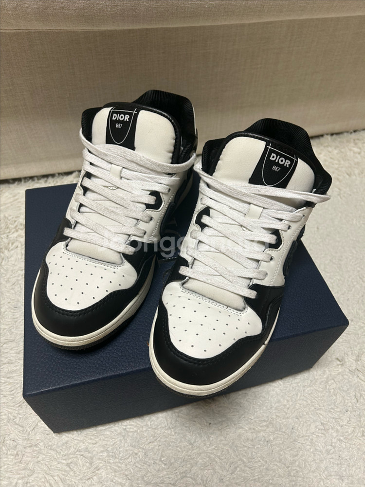 디올 스니커즈--1