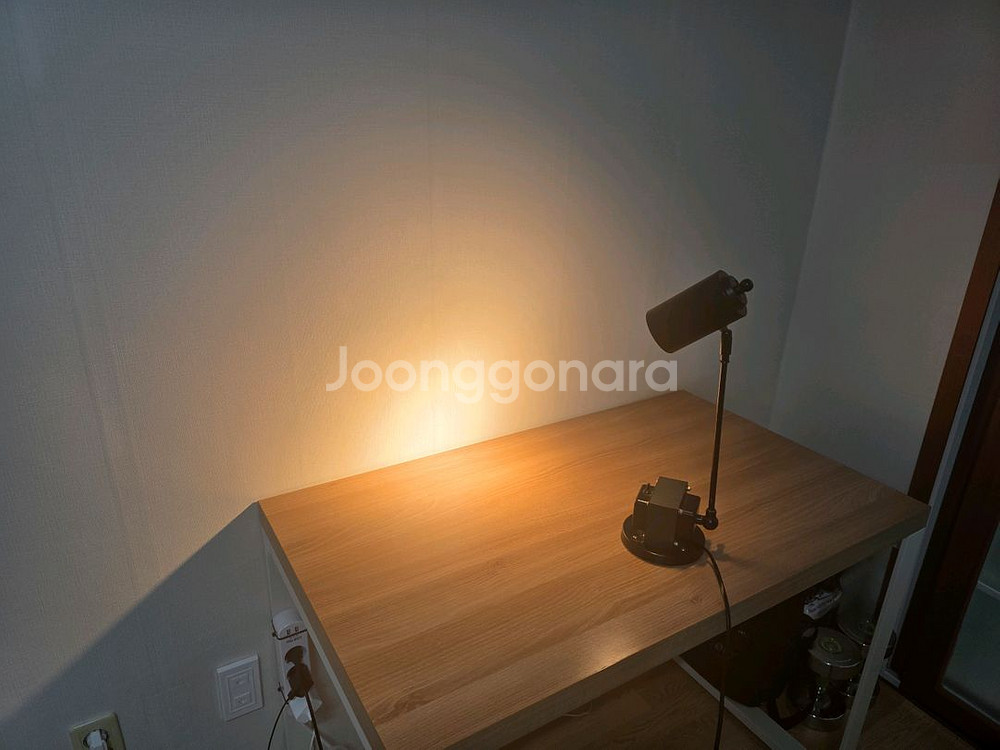 인테리어 스탠드조명 팝니다.--0