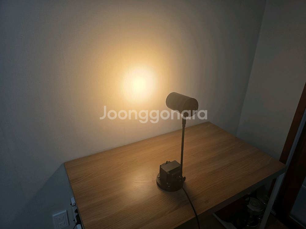 인테리어 스탠드조명 팝니다.--1