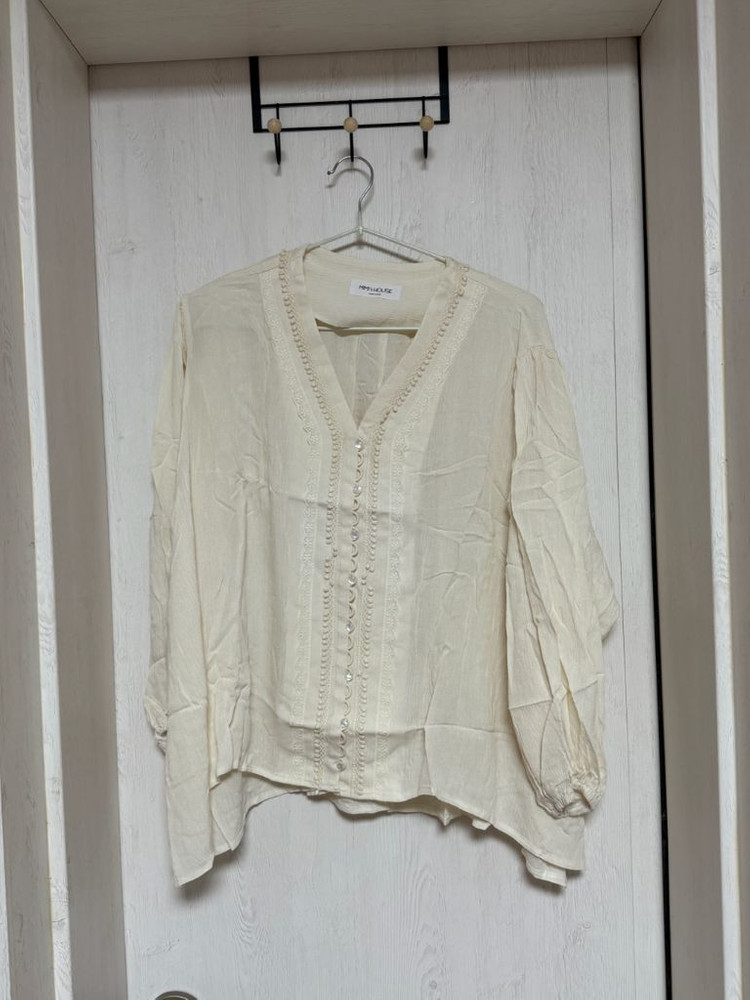 봄여름용 블라우스 프리사이즈(새상품)--2
