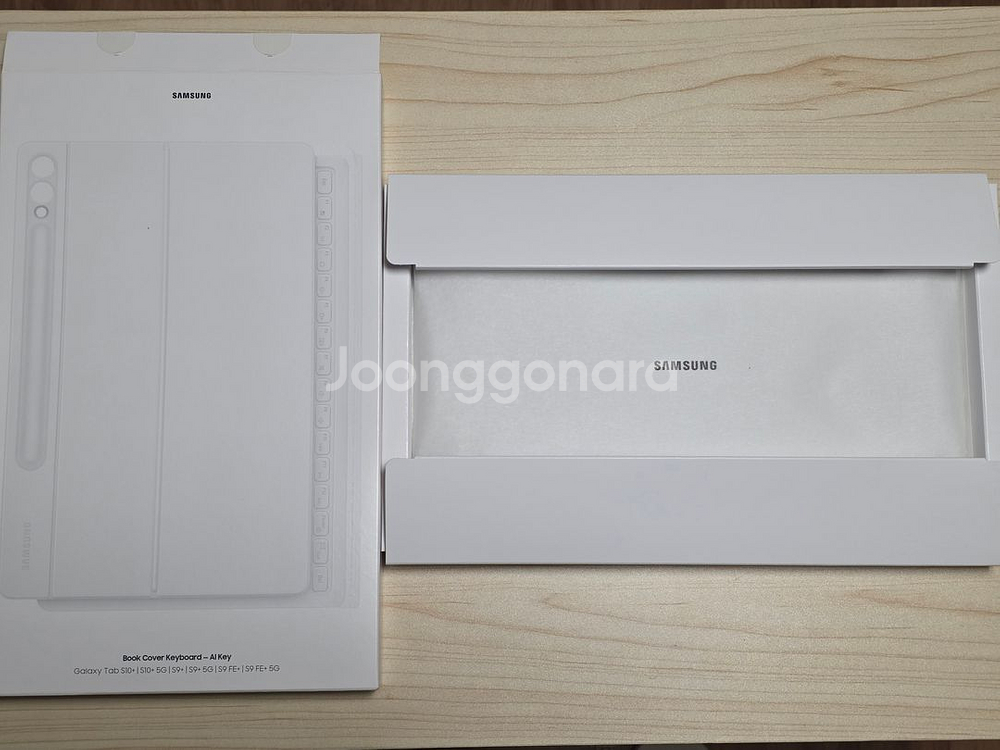 갤럭시탭 S10 플러스 AI 키보드 북커버 화이트 케이스--5