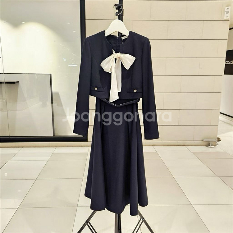 (새상품)JJ JIGOT 25 F/W 여성 셋업 원피스--2