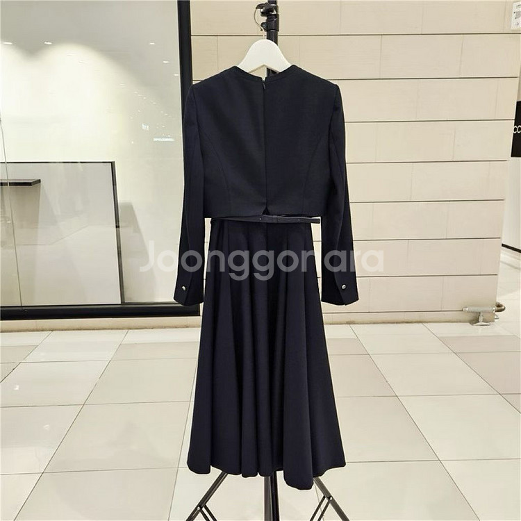 (새상품)JJ JIGOT 25 F/W 여성 셋업 원피스--3