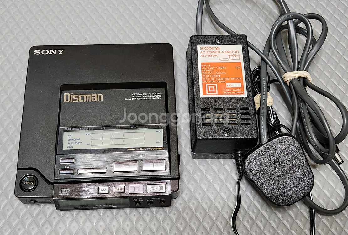 소니 Sony D-555--0