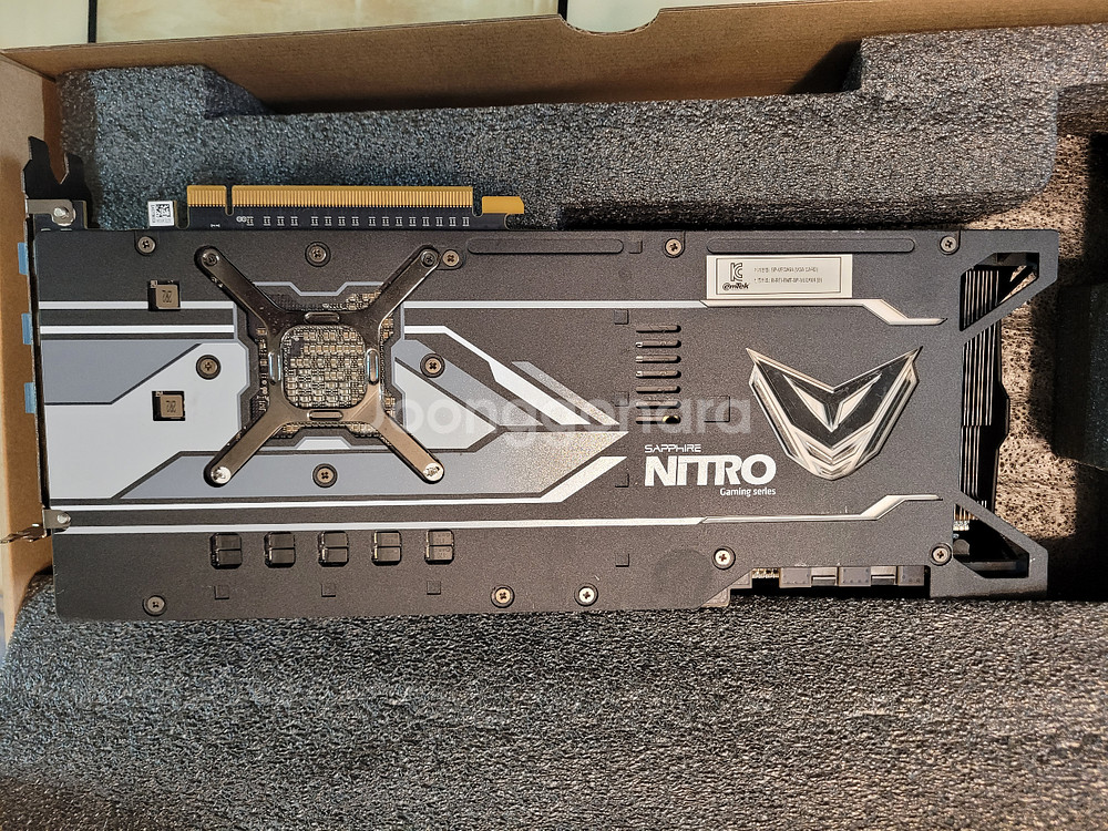 사파이어 니트로 베가64팝니다.--2