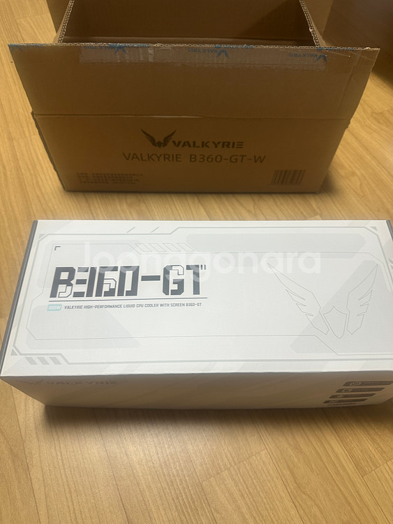 발키리 B360-GT LCD ARGB (화이트)--0