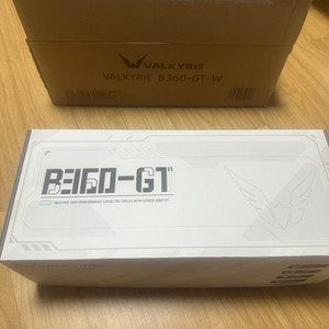 발키리 B360-GT LCD ARGB (화이트)