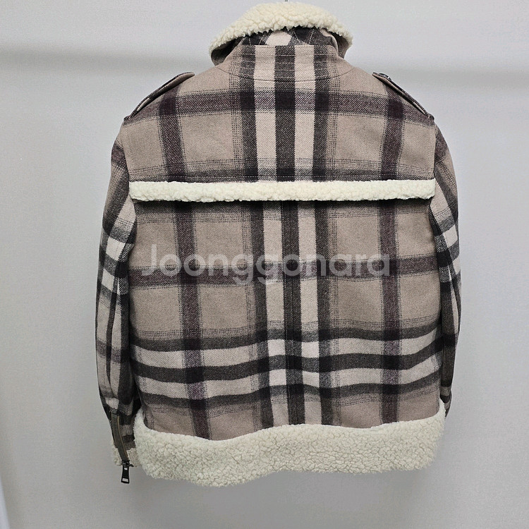 버버리 브릿 무스탕 여성 자켓 42사이즈 66 판매--1