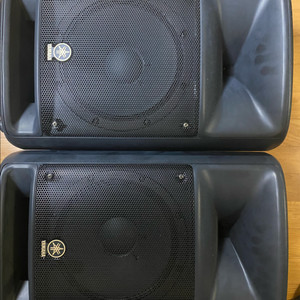 앰프내장형 믹서 장착 스피커 판매 합니다.