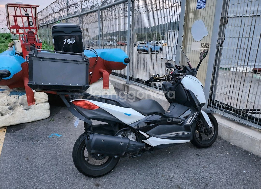 야마하 xmax300 스쿠터--1