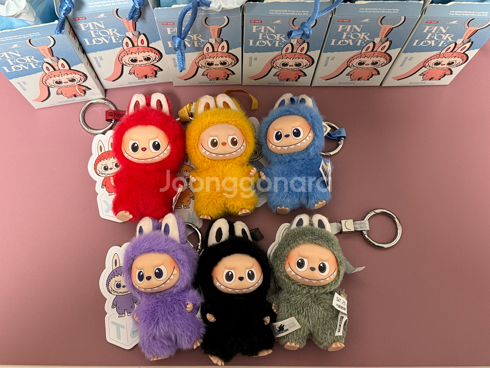 팝마트 라부부 핀포러브 pin for love series 키링--0