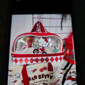 헬로키티 40주년 기념 가방